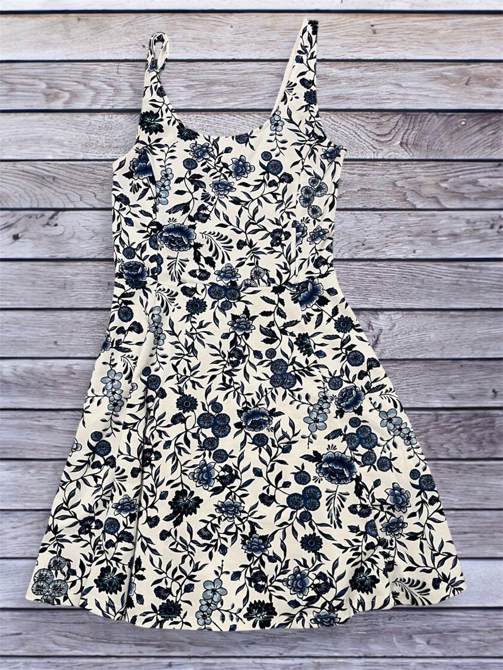 H&M Divided white Dress with Navy Floral Print 6